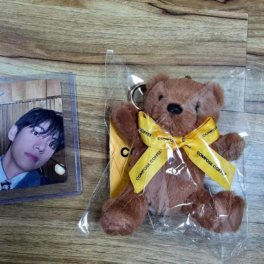[SOLD OUT] (택포 미개봉)BTS V 뷔 포카 컴포즈 한모곰 키링 아리랑