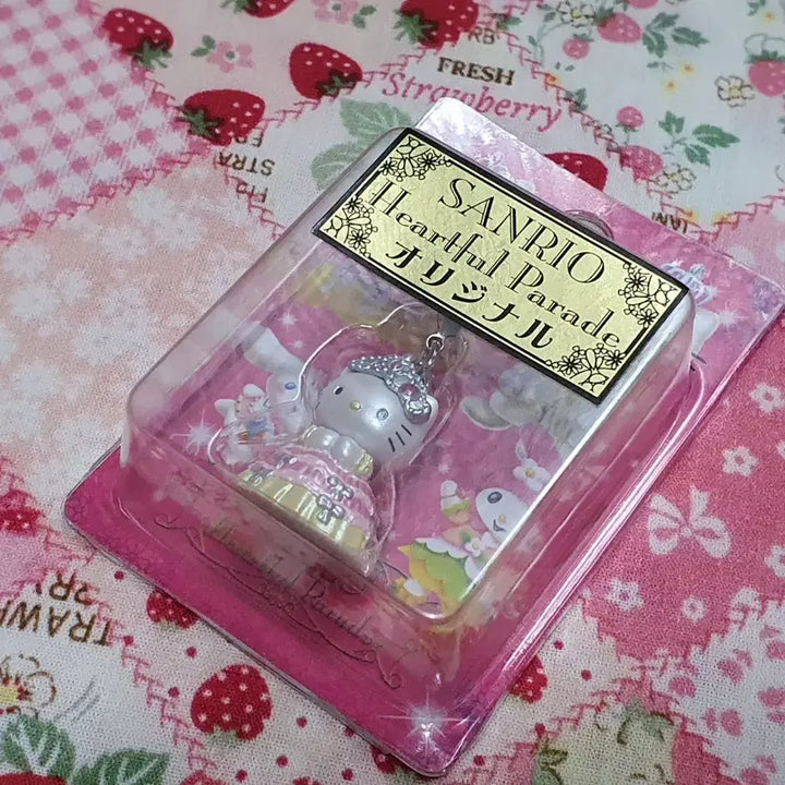 [BUNJANG] Kitty Puroland Box-Shaped Strap / 고전 키티 퓨로랜드 박스형 스트랩