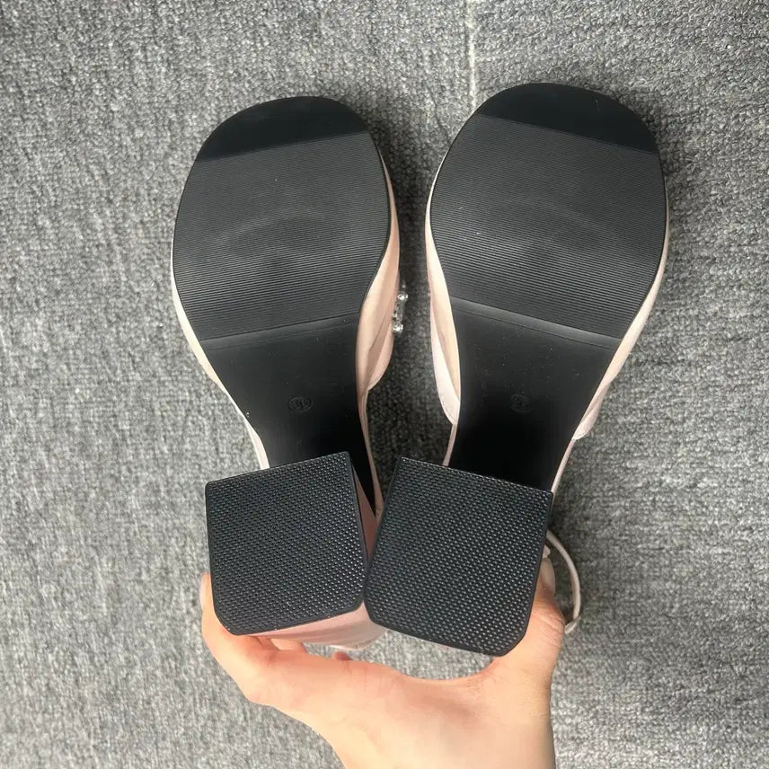[BUNJANG] 11cm Satin Wedding Shoes with Gem Strap - 230 / 11cm 웨딩구두 웨딩슈즈 새틴 보석 스트랩 힐 230