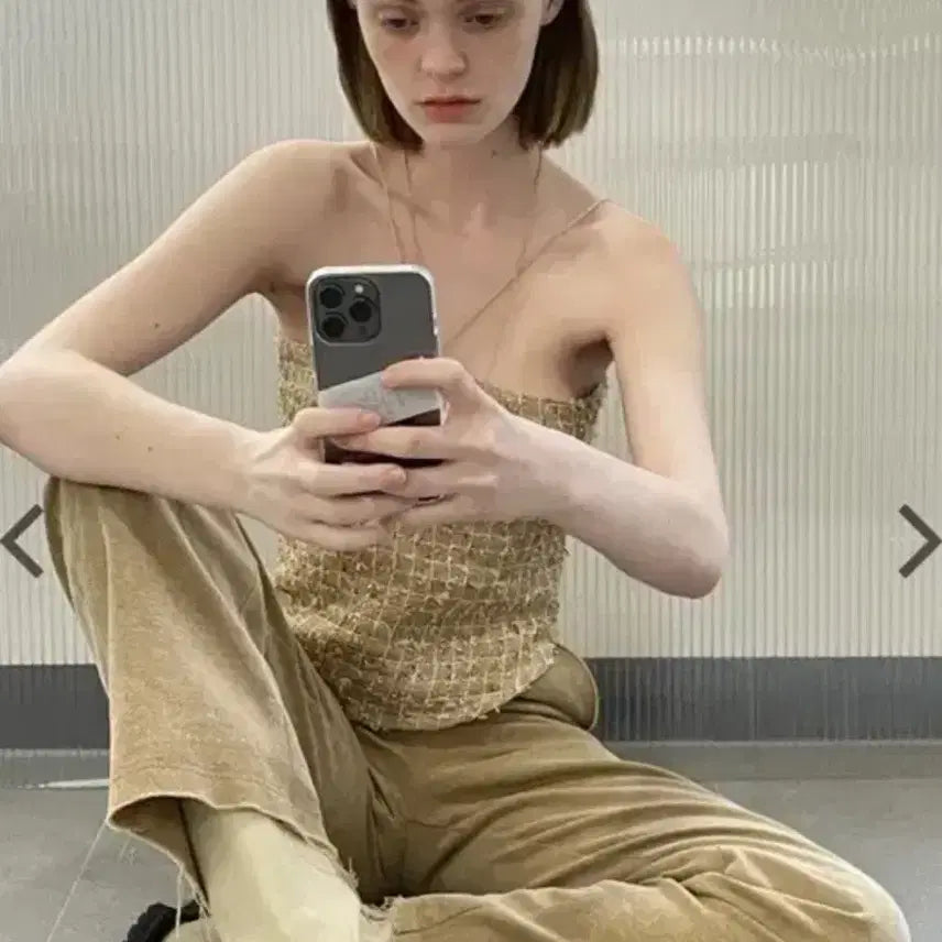 [BUNJANG] Soft Seoul Kiss Tweed Halter Neck Top / 소프트서울 키세스 트위드 홀터넥 탑