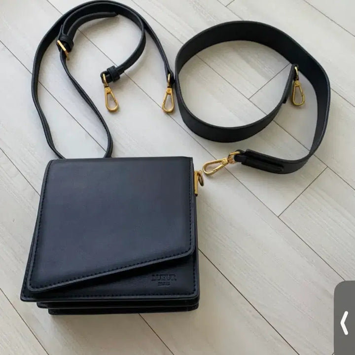 [BUNJANG] Lierre Mini Square Bag / 뤼에르 미니 스퀘어백