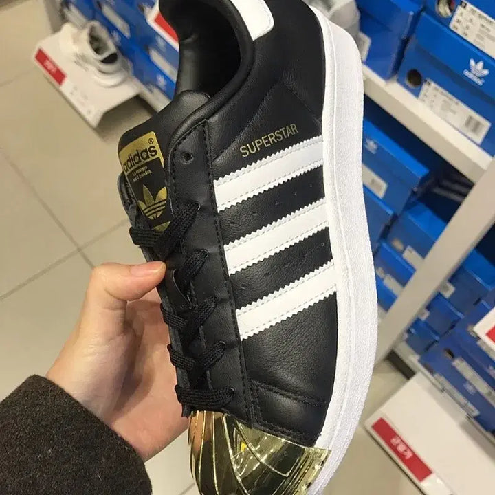 [BUNJANG] Adidas Superstar Black/Gold Sneakers / 아디다스 슈퍼스타 블랙/골드 운동화