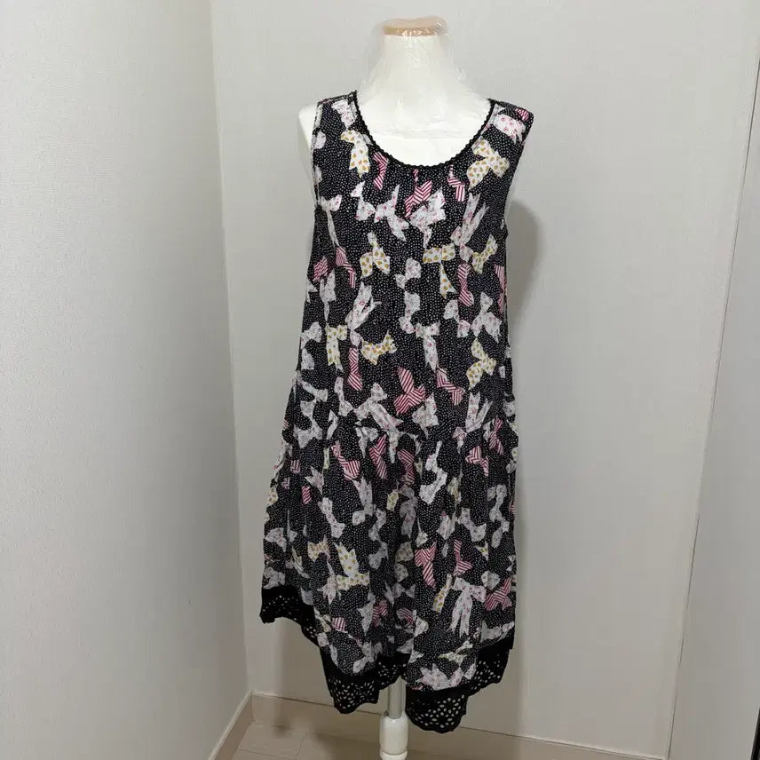 [BUNJANG] Dotted Ribbon Sleeveless Dress / 땡땡이 리본 패턴 민소매 원피스