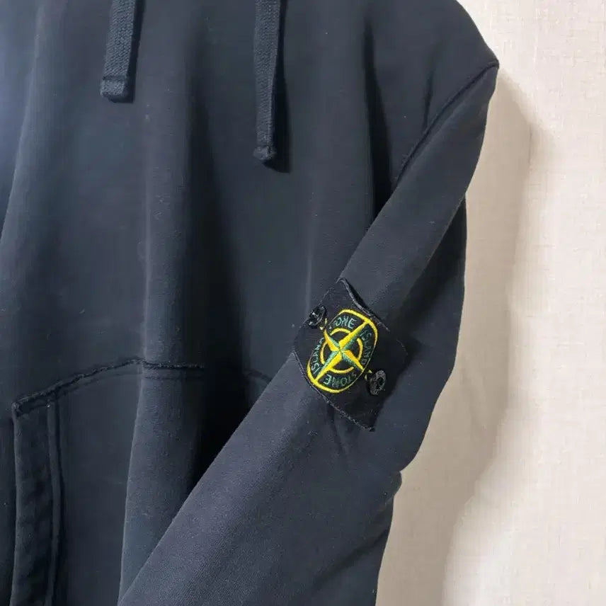 [SOLD OUT] 스톤아일랜드 후드티