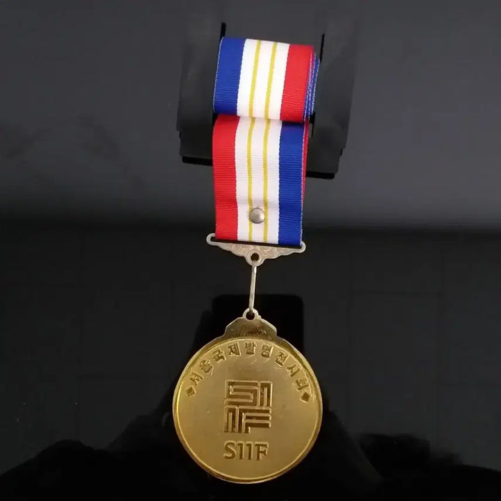 [BUNJANG] Seoul International Invention Exhibition Gold Medal / [메달] 서울 국제 발명 전시회 금상 메달 w595