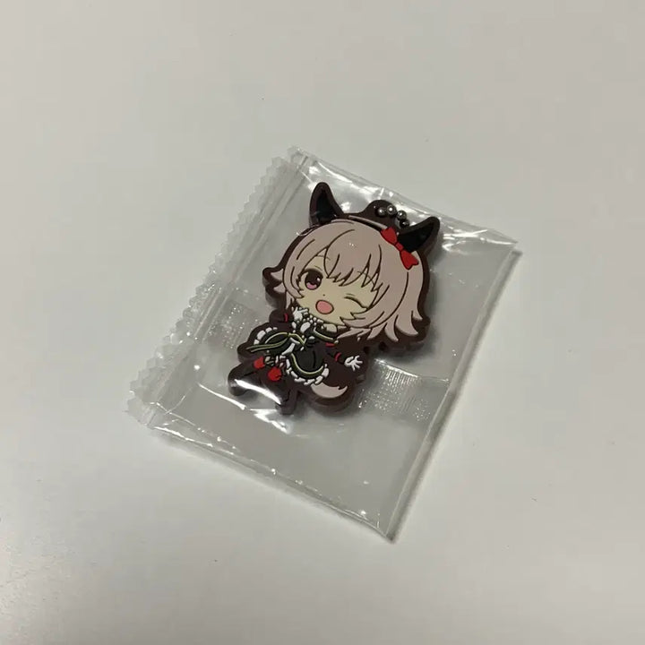 [BUNJANG] Uma Musume Karen-chan Rubber Strap Keyring / 우마무스메 카렌짱 러버스트랩 키링