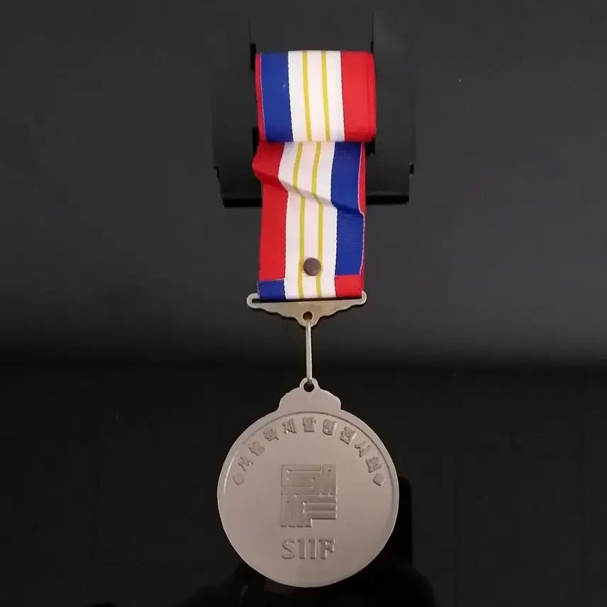 [BUNJANG] Seoul International Invention Exhibition Silver Medal / [메달] 서울 국제 발명 전시회 은상 메달 w597