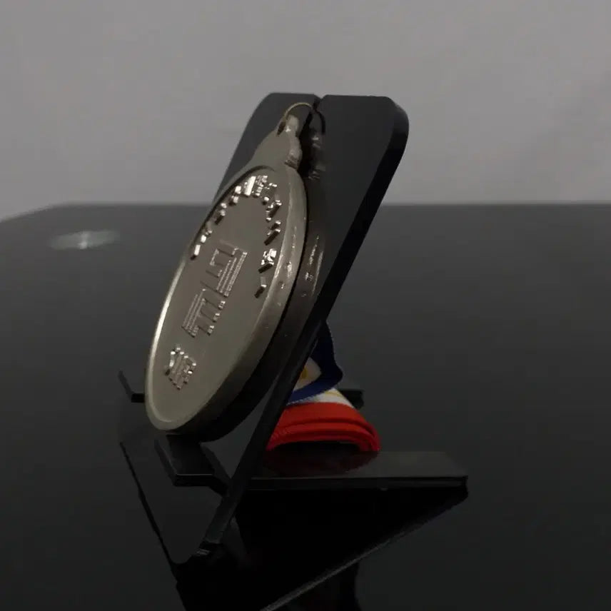 [BUNJANG] Seoul International Invention Exhibition Silver Medal / [메달] 서울 국제 발명 전시회 은상 메달 w597