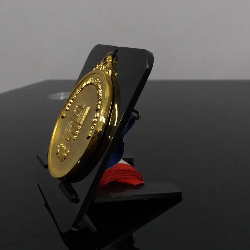 [BUNJANG] Seoul International Invention Exhibition Gold Medal / [메달] 서울 국제 발명 전시회 금상 메달 w599