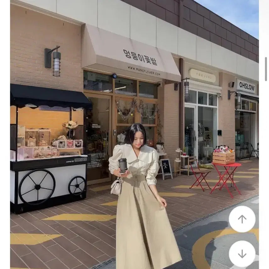 [BUNJANG] High-Waist Button Flare Pleated Long Skirt / [새제품] 하이웨스트 버튼 플레어 주름 롱 스커트