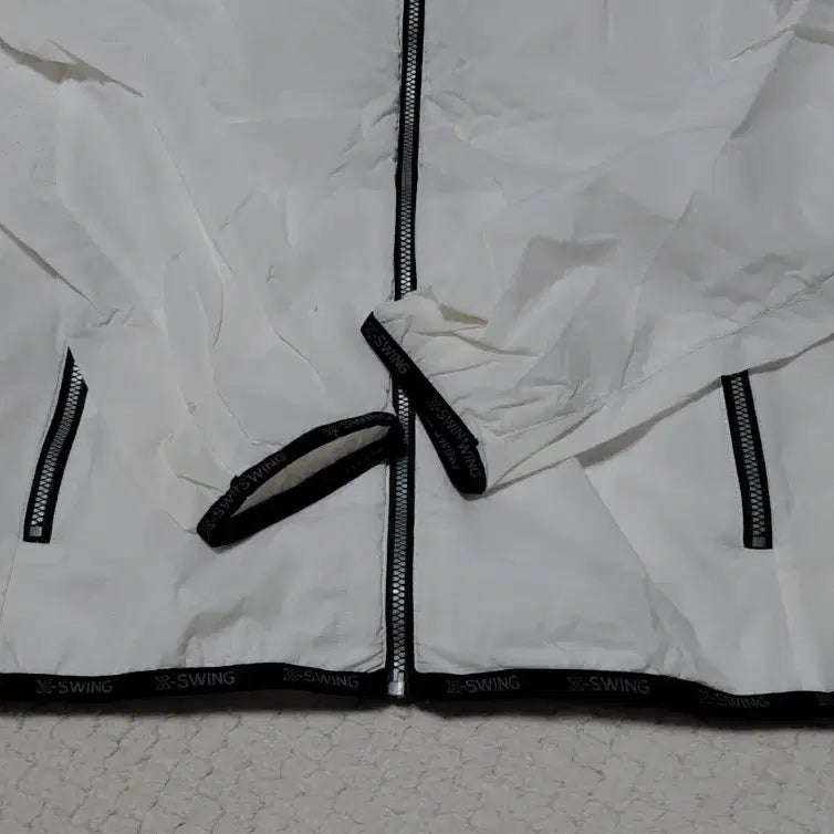 [SOLD OUT] JDX 여성 바람막이 100