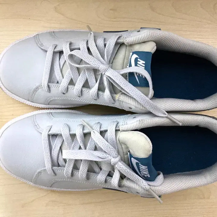 [BUNJANG] Nike Court Royale Tab Leather Sneakers / 나이키 코트 로얄 탭 천연가죽 스니커즈 저렴하게 올려요~