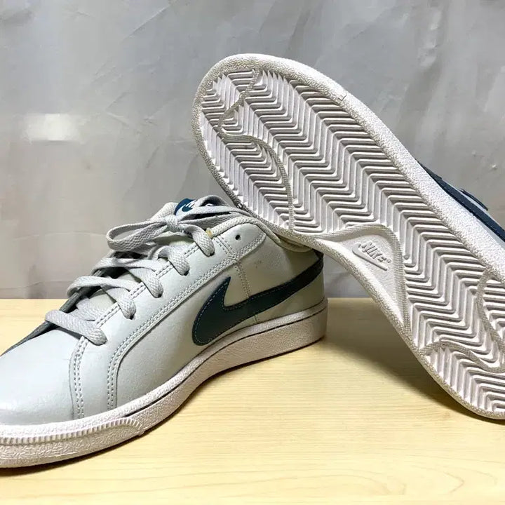 [BUNJANG] Nike Court Royale Tab Leather Sneakers / 나이키 코트 로얄 탭 천연가죽 스니커즈 저렴하게 올려요~