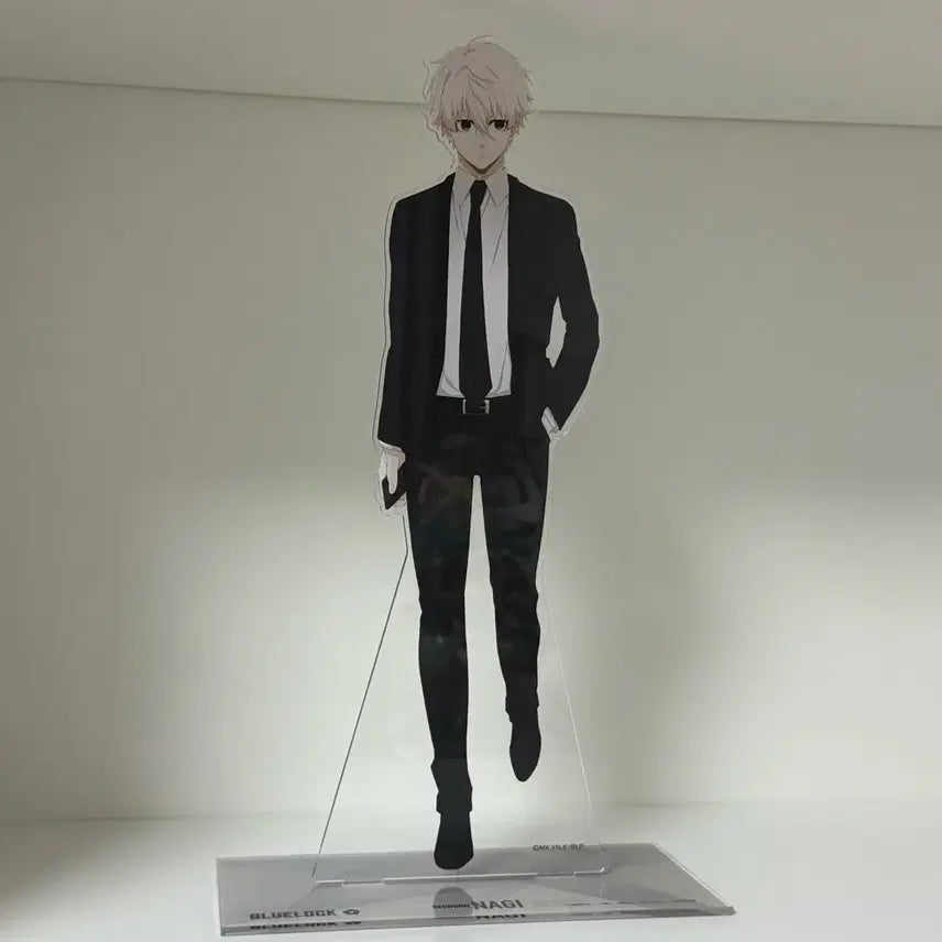 [BUNJANG] Blue Lock Nagi Seishiro Baseyard Suit Acrylic Stand / 블루록 나기 베이스야드 정장 아크릴