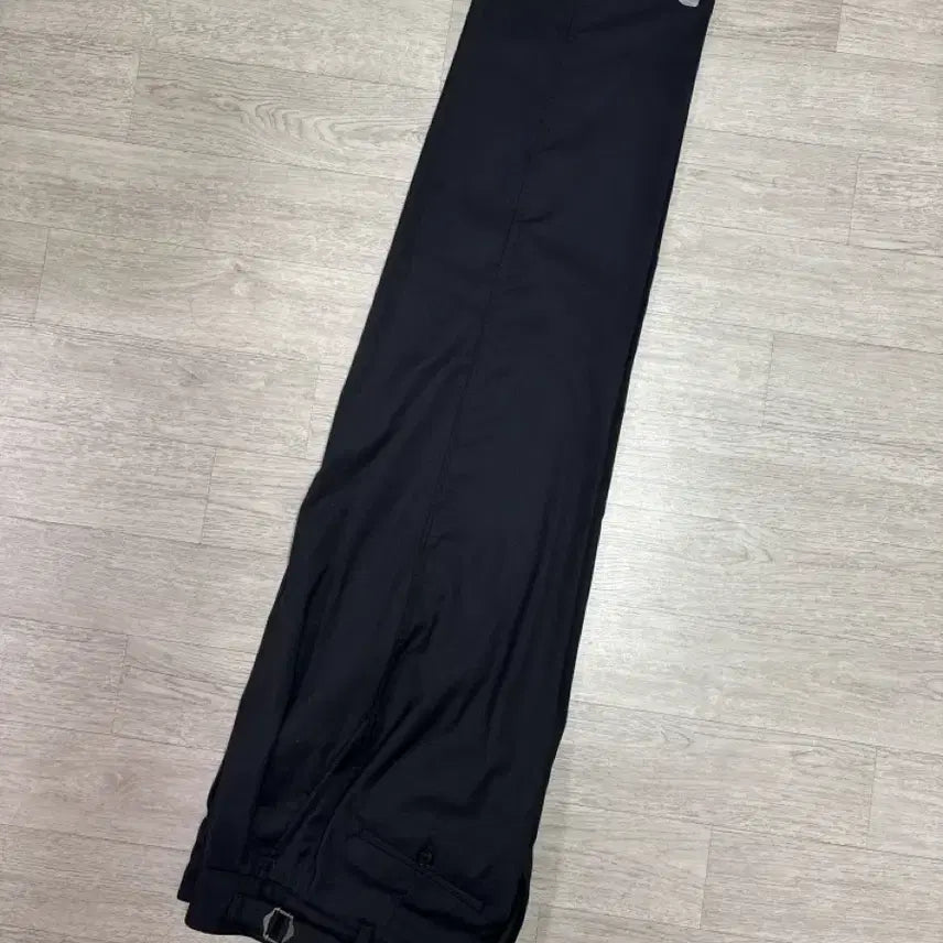 [BUNJANG] Another Office Santiago Slacks Graphite / 어나더오피스 산티아고 슬랙스 그라팡트
