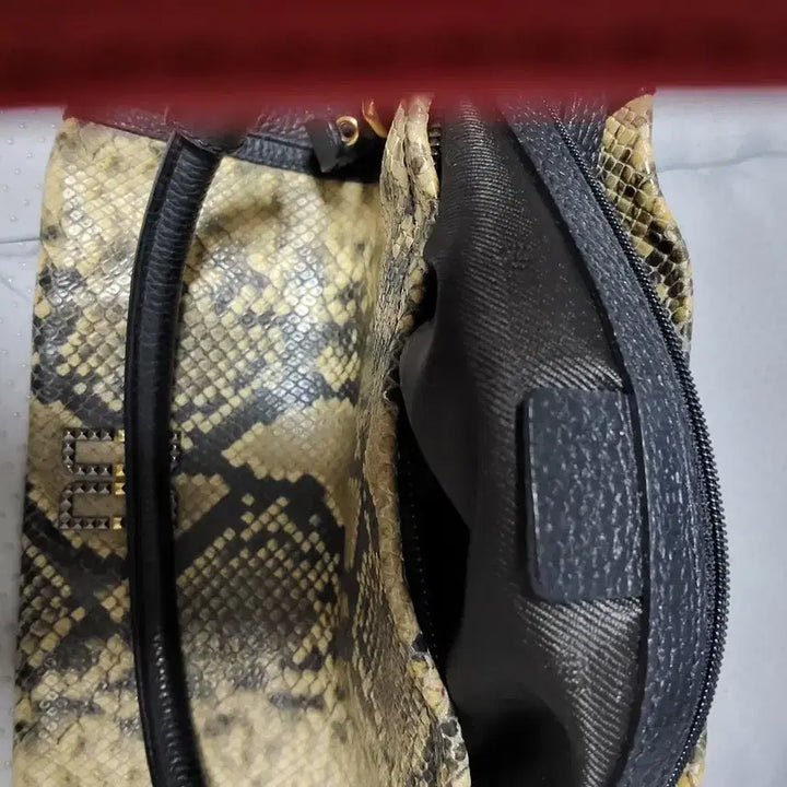 [BUNJANG] Daks Black Leather/Snakeskin Shoulder Bag / 닥스 블랙 가죽/뱀피 숄더백