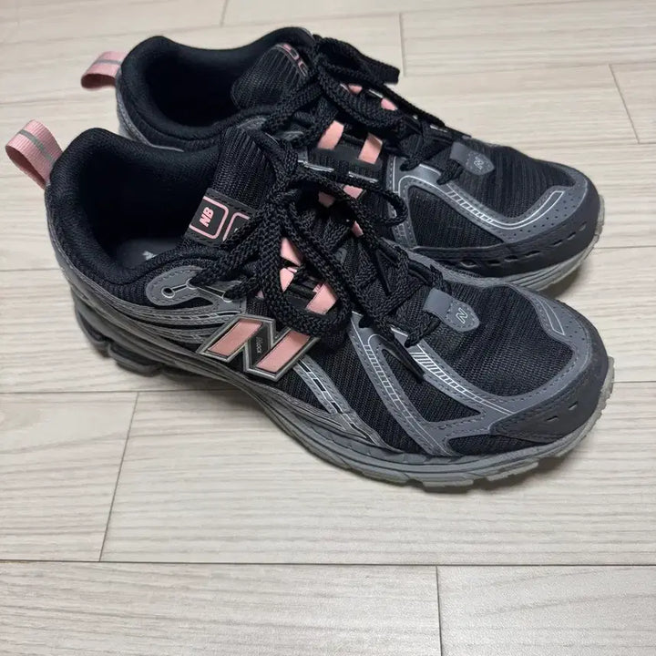 [BUNJANG] New Balance 1906R M1906rhc Black Pink Moon Sneakers / 뉴발란스 m1906rhc 블랙핑크문 280