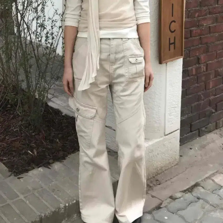 [BUNJANG] Side Flap Semi Bootcut Long Pants Beige / 사이드플랩 세미부츠컷 롱팬츠 베이지