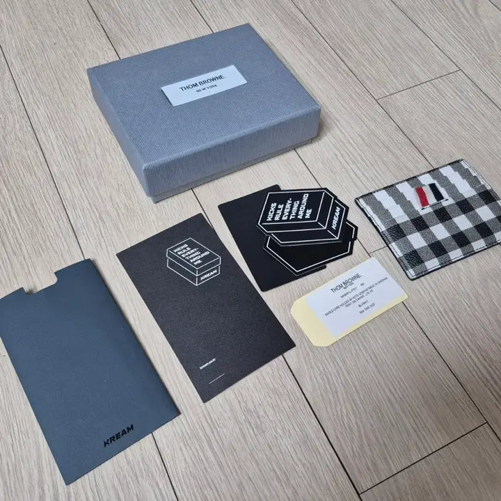 [BUNJANG] Thom Browne Check Card Wallet / 톰브라운 카드지갑