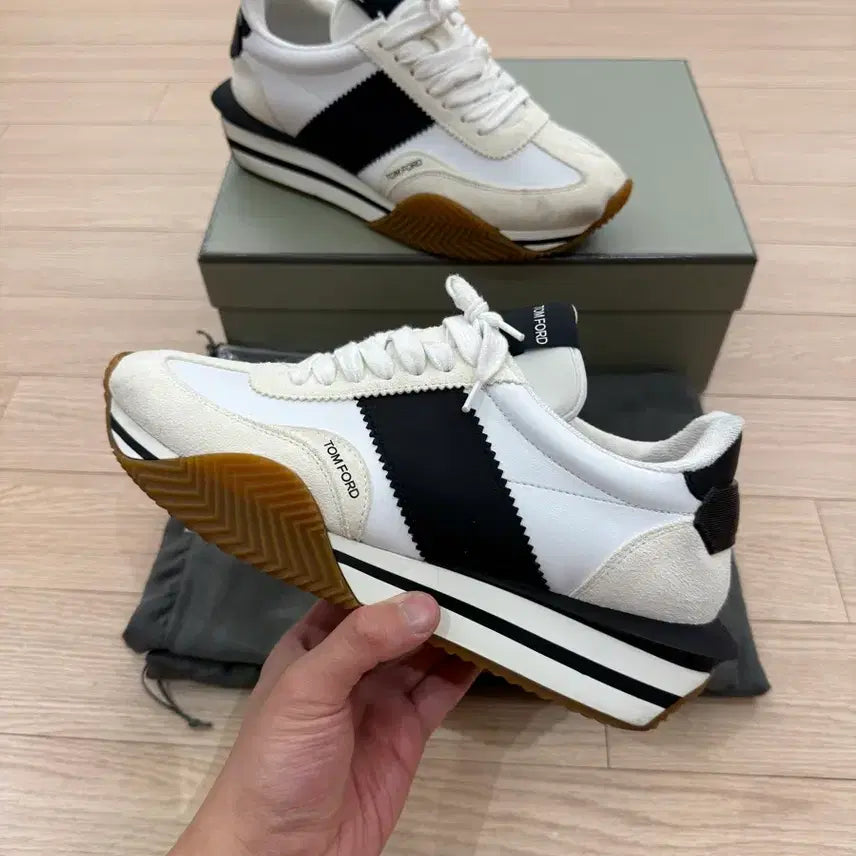 [SOLD OUT] [42.5] 톰포드 스웨이드 제임스 스니커즈 화이트 블랙 크림