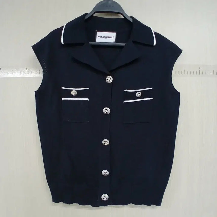 [BUNJANG] Karl Lagerfeld Black Knit Vest / 칼 라거펠트 블랙 니트 조끼