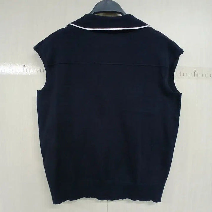 [BUNJANG] Karl Lagerfeld Black Knit Vest / 칼 라거펠트 블랙 니트 조끼