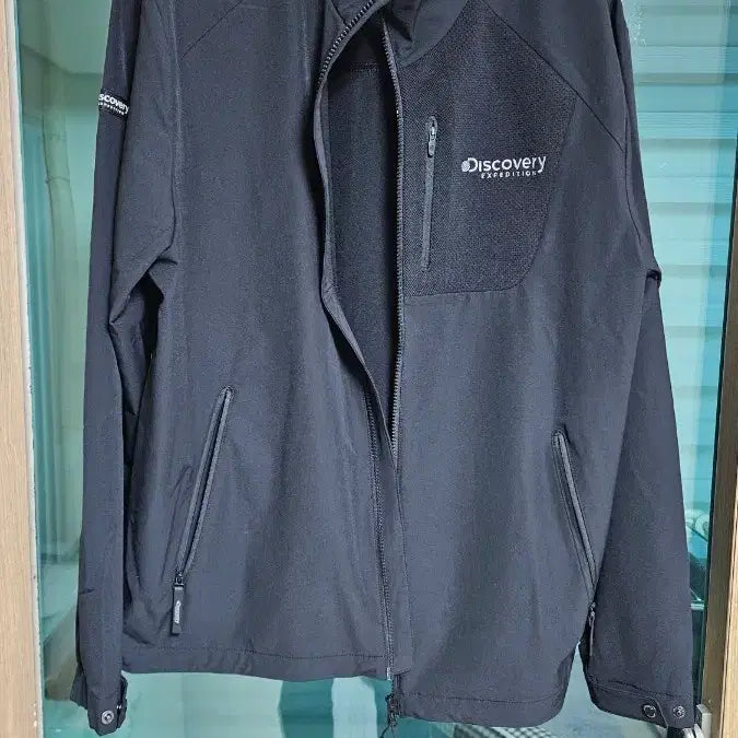 [SOLD OUT] 디스커버리 우븐 집업 점퍼