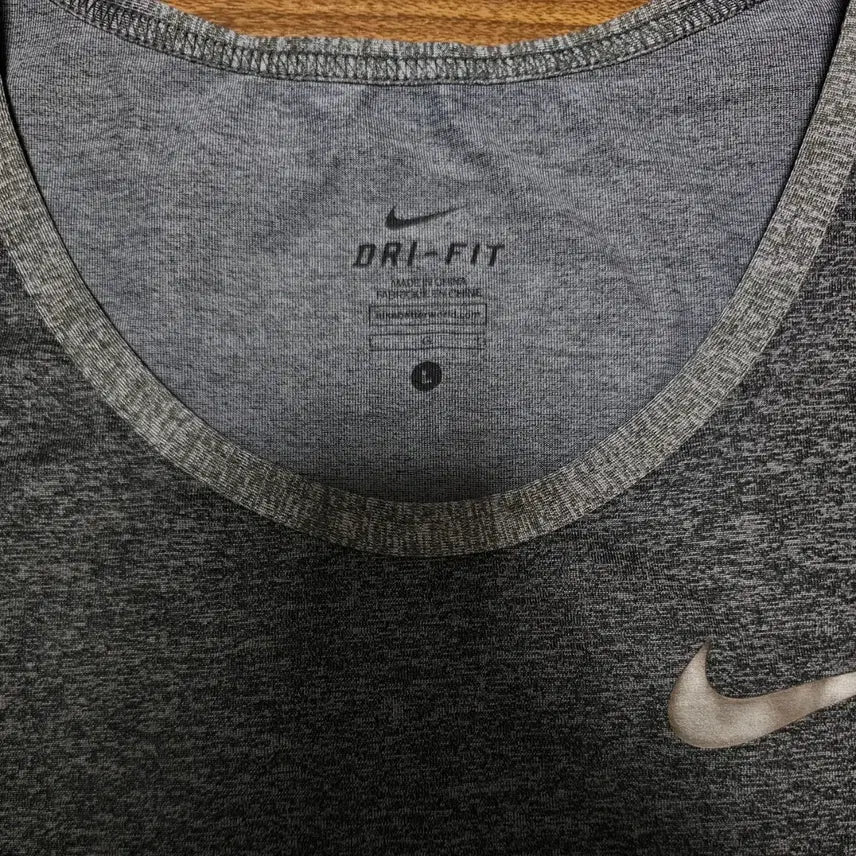 [BUNJANG] Nike Sleeveless Shirt / 나이키 민소매 (L, 가단 48.5 cm)