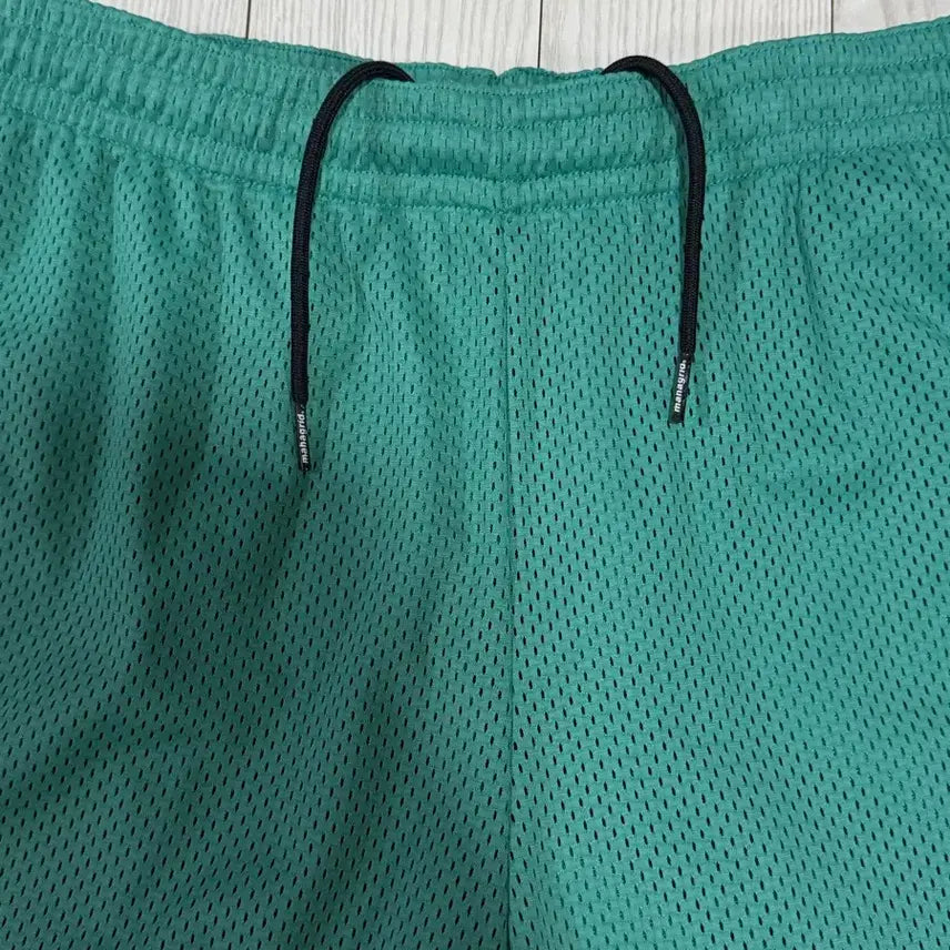 [BUNJANG] Mahagrid Mesh Shorts L / 마하그리드 메쉬 숏팬츠 L 상태s