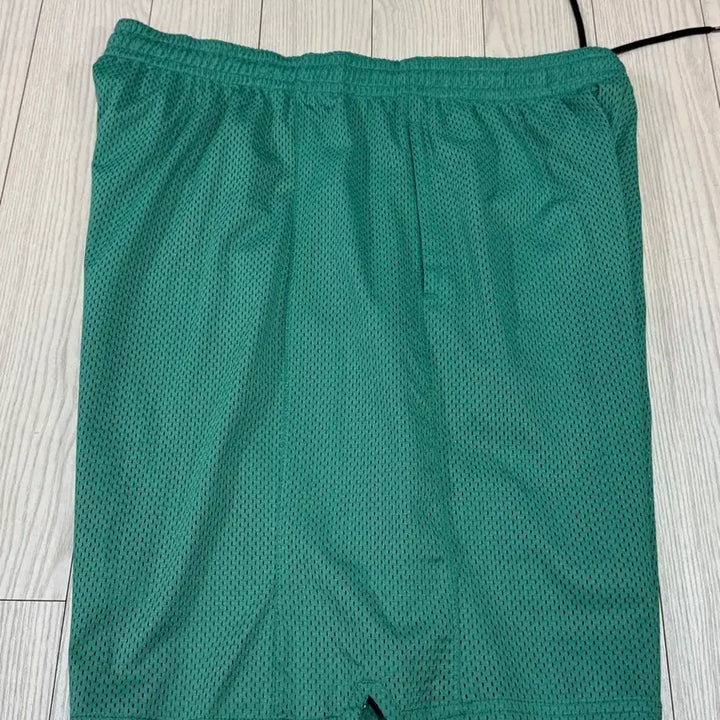 [BUNJANG] Mahagrid Mesh Shorts L / 마하그리드 메쉬 숏팬츠 L 상태s