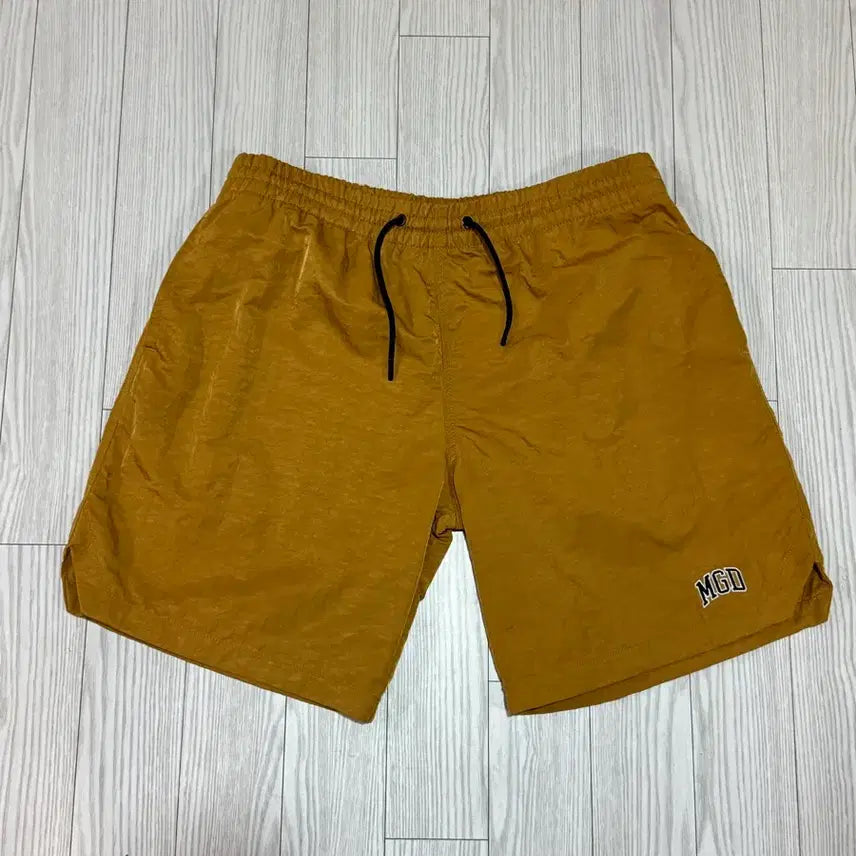 [BUNJANG] Mahagrid Nylon Shorts L / 마하그리드 나일론 숏팬츠 L 상태s