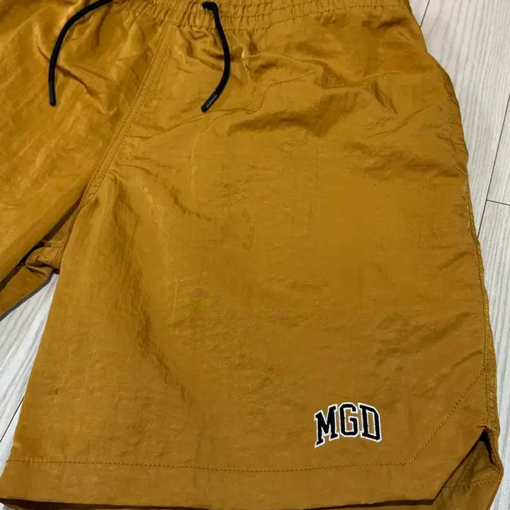 [BUNJANG] Mahagrid Nylon Shorts L / 마하그리드 나일론 숏팬츠 L 상태s