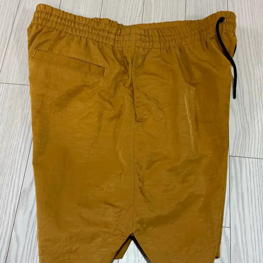 [BUNJANG] Mahagrid Nylon Shorts L / 마하그리드 나일론 숏팬츠 L 상태s