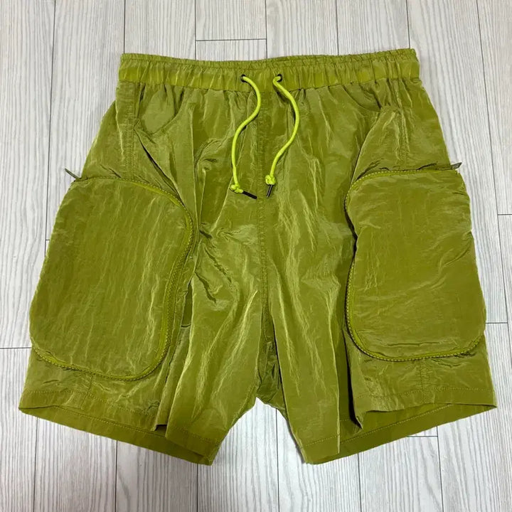 [BUNJANG] Massnoun Nylon Shorts - L / 매스노운 포켓 나일론 숏팬츠 L 상태s