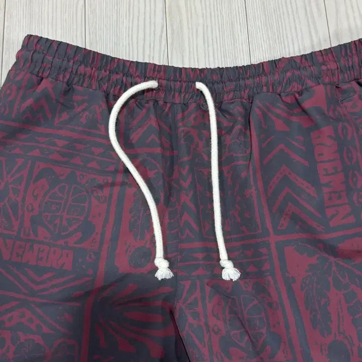 [BUNJANG] New Era 2XL Burgundy Patterned Shorts / 뉴에라 숏팬츠 2xl 상태s 밴딩허리끈 색감굿