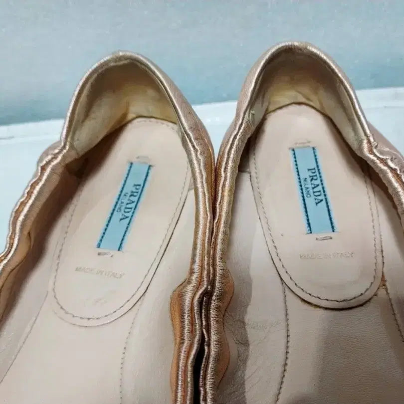 [BUNJANG] Prada Rose Gold Flat Shoes / 프라다정품로즈골드플랫슈즈