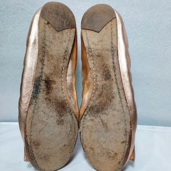 [BUNJANG] Prada Rose Gold Flat Shoes / 프라다정품로즈골드플랫슈즈
