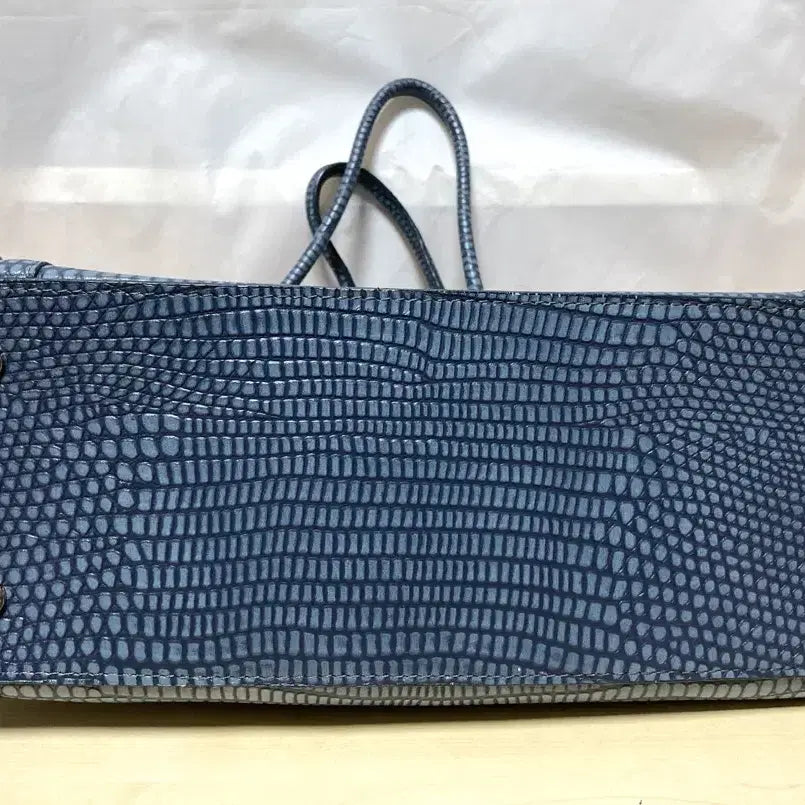 [BUNJANG] DELICATO Leather Tote Bag / 델리까또(DELICATO) 천연소가죽 토드백 저렴하게 올려요~