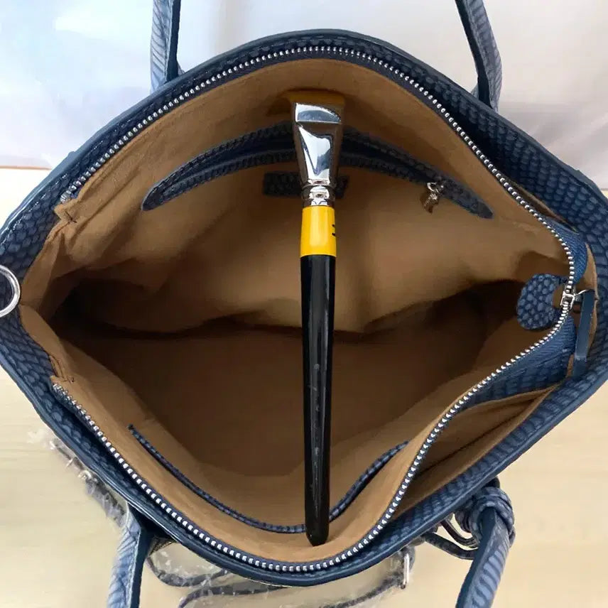[BUNJANG] DELICATO Leather Tote Bag / 델리까또(DELICATO) 천연소가죽 토드백 저렴하게 올려요~