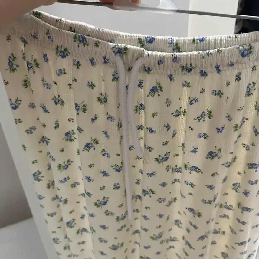 [SOLD OUT] 플라워 패턴 꽃무늬 롱스커트
