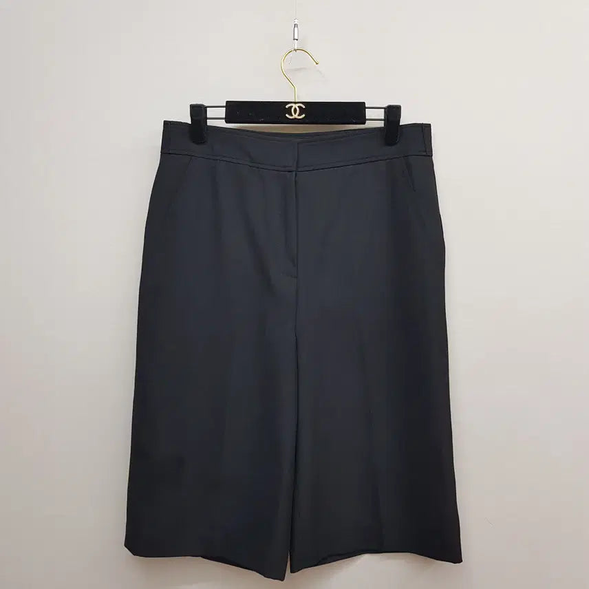 [SOLD OUT] 모조에스핀 2022 와이드 하프 슬랙스  66사이즈