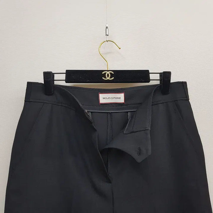 [SOLD OUT] 모조에스핀 2022 와이드 하프 슬랙스  66사이즈