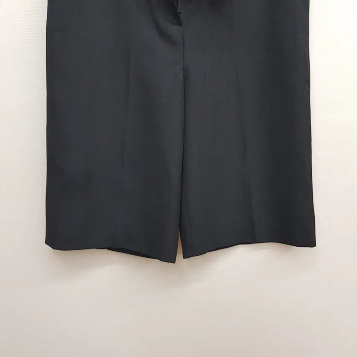 [SOLD OUT] 모조에스핀 2022 와이드 하프 슬랙스  66사이즈