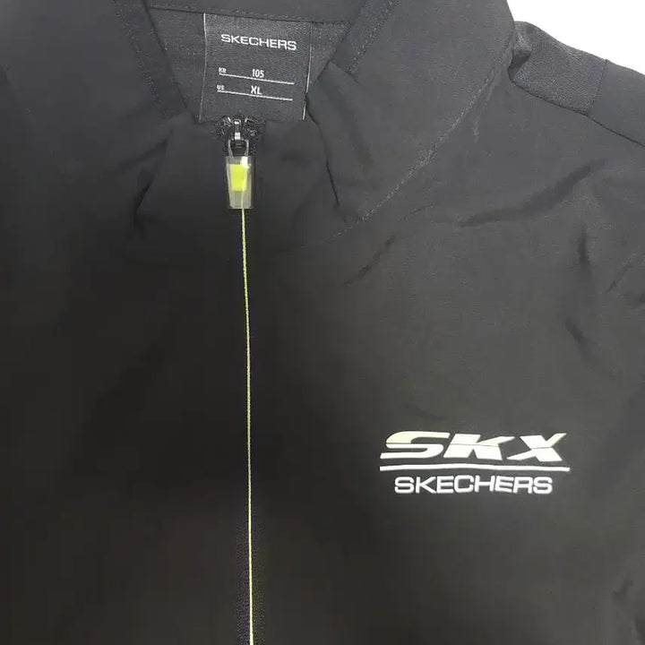 [SOLD OUT] 스케쳐스 남성 바람막이 XL (105)