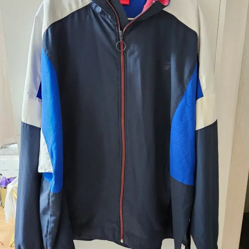 [SOLD OUT] 뉴발란스 바람막이 자켓 L 사이즈