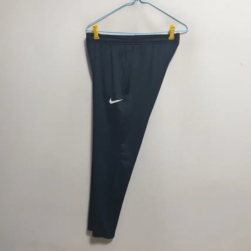 [BUNJANG] Nike Training Pants (Size 32) / 나이키트레이닝바지/32