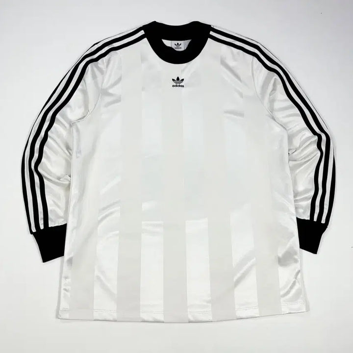 [BUNJANG] Adidas Center Logo Three-Stripe Football Training Long Sleeve / (M) 아디다스 센터로고 삼선 풋볼 트레이닝 롱슬리브