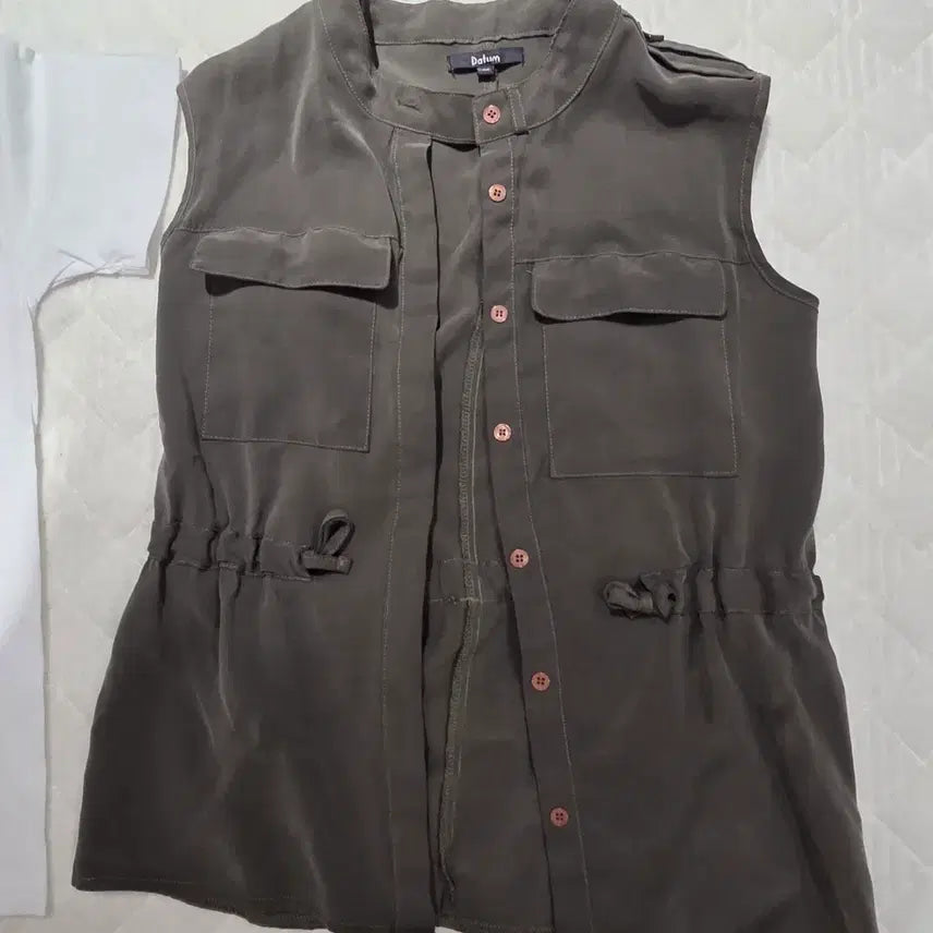 [BUNJANG] Yesplus White T-shirt S + Deseom Shirt Vest 55 / 예스플러스 흰색 반팔티S새제품 + 데섬 셔츠 베스트55