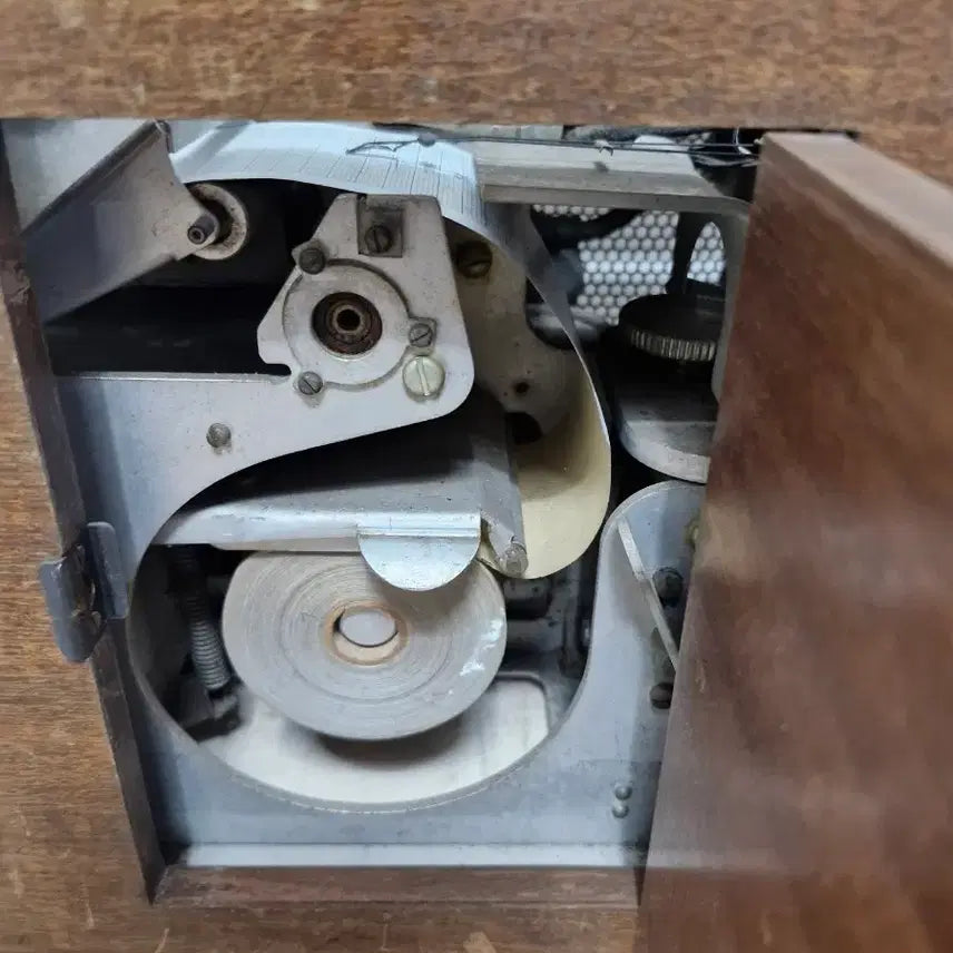 [BUNJANG] 1960s Vacuum Tube ECG Machine / 1960년대 진공관  병원 심전도 측정기 입니다  박물관 전시용
