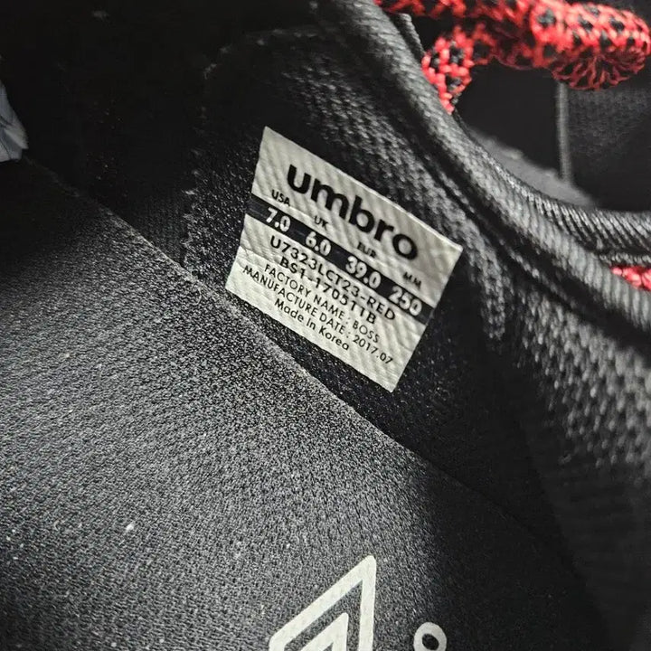 [BUNJANG] Umbro Red Knit Sneakers (250) / 엄브로 레드 니트 운동화 스니커즈250